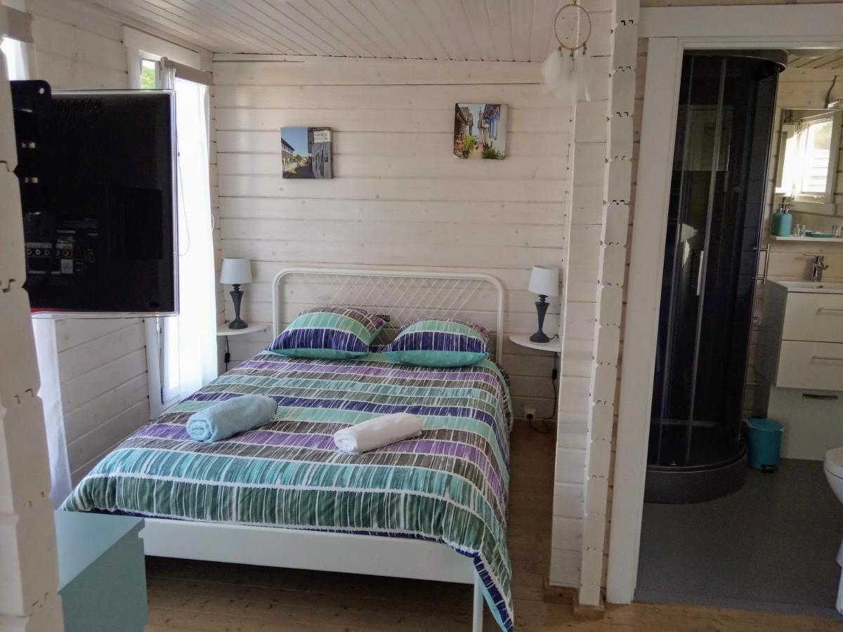 Camarsac Agreable Petit Chalet المظهر الخارجي الصورة